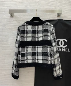 ÁO CHANEL TWEED BLACK WHITE Jacket Top